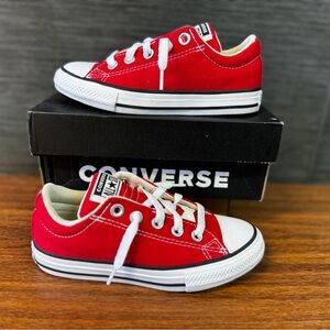 Converse Chuck Taylor Low Size 13 Kids Red